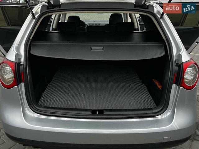 Сірий Фольксваген Пассат, об'ємом двигуна 1.97 л та пробігом 215 тис. км за 4900 $, фото 9 на Automoto.ua