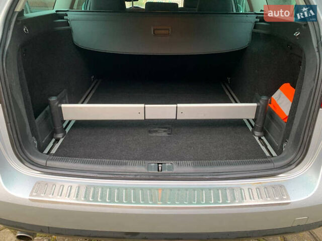 Серый Фольксваген Пассат, объемом двигателя 1.6 л и пробегом 230 тыс. км за 7000 $, фото 21 на Automoto.ua