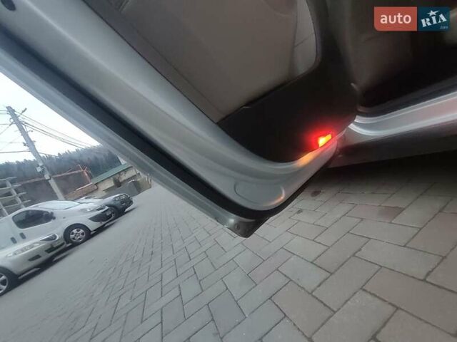 Сірий Фольксваген Пассат, об'ємом двигуна 2 л та пробігом 255 тис. км за 5900 $, фото 41 на Automoto.ua