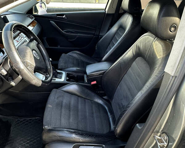 Сірий Фольксваген Пассат, об'ємом двигуна 2 л та пробігом 312 тис. км за 6200 $, фото 9 на Automoto.ua