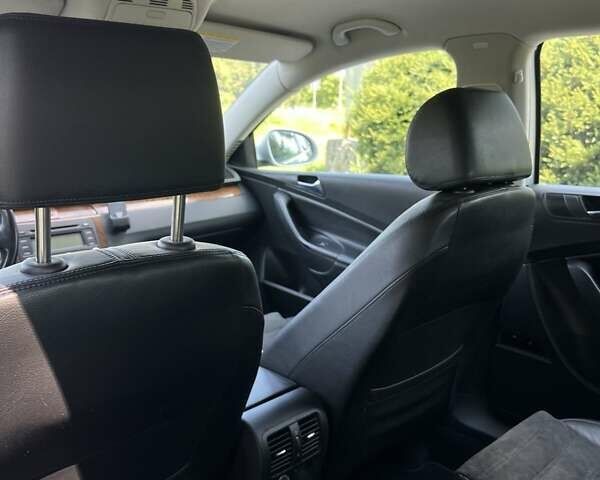 Серый Фольксваген Пассат, объемом двигателя 1.6 л и пробегом 194 тыс. км за 6200 $, фото 7 на Automoto.ua