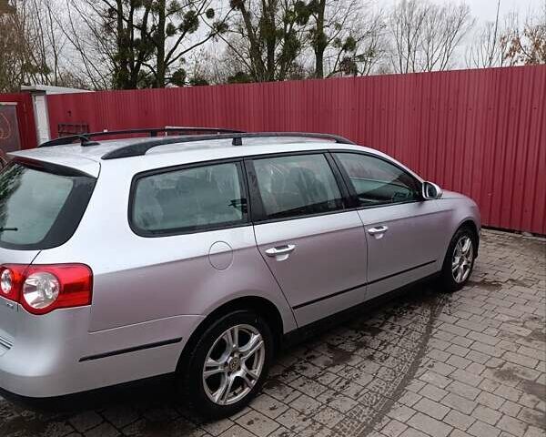 Серый Фольксваген Пассат, объемом двигателя 1.9 л и пробегом 400 тыс. км за 6200 $, фото 4 на Automoto.ua