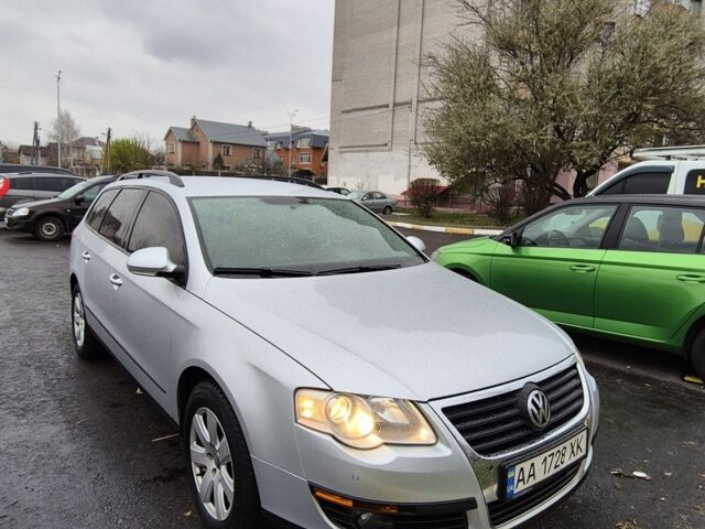 Сірий Фольксваген Пассат, об'ємом двигуна 2 л та пробігом 198 тис. км за 5400 $, фото 1 на Automoto.ua