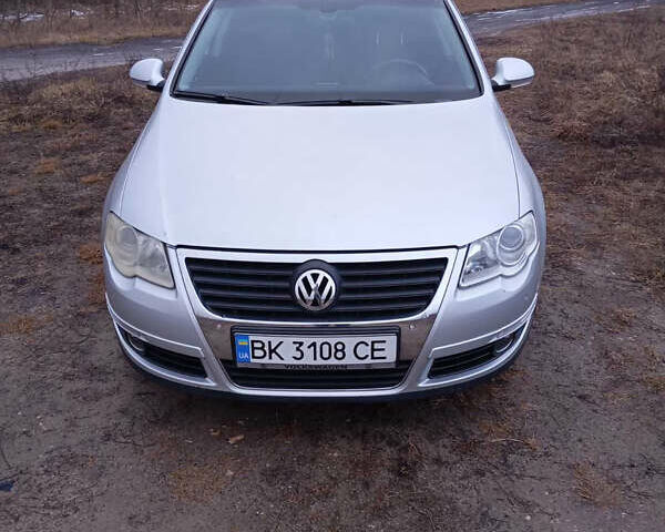 Сірий Фольксваген Пассат, об'ємом двигуна 1.9 л та пробігом 239 тис. км за 5800 $, фото 1 на Automoto.ua