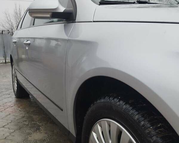 Серый Фольксваген Пассат, объемом двигателя 1.6 л и пробегом 243 тыс. км за 7800 $, фото 53 на Automoto.ua