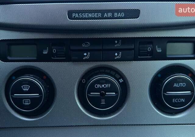 Серый Фольксваген Пассат, объемом двигателя 2 л и пробегом 204 тыс. км за 8500 $, фото 74 на Automoto.ua