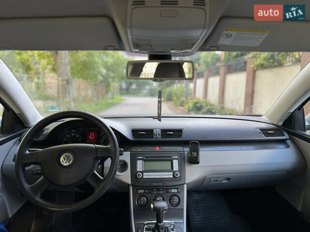 Фольксваген Пассат 2007 в Вознесенске на Automoto.ua Серый Фольксваген Пассат, объемом двигателя 1.6 л и пробегом 185 тыс. км за 6900 $, фото 11 на Automoto.ua