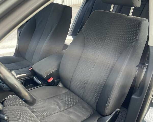 Серый Фольксваген Пассат, объемом двигателя 1.97 л и пробегом 320 тыс. км за 6000 $, фото 28 на Automoto.ua