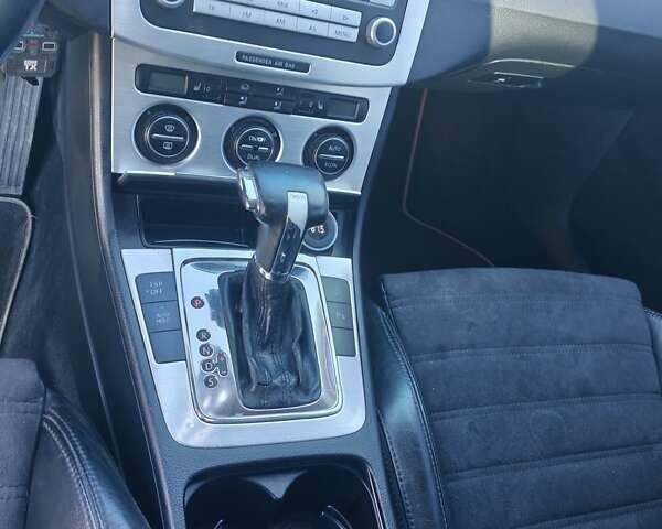 Сірий Фольксваген Пассат, об'ємом двигуна 1.97 л та пробігом 257 тис. км за 6900 $, фото 6 на Automoto.ua