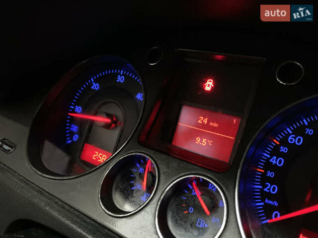 Сірий Фольксваген Пассат, об'ємом двигуна 2 л та пробігом 247 тис. км за 4599 $, фото 53 на Automoto.ua