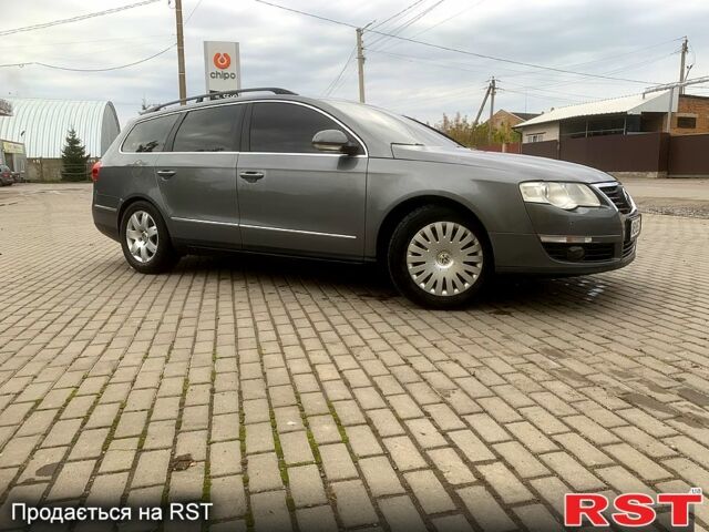 Серый Фольксваген Пассат, объемом двигателя 2 л и пробегом 315 тыс. км за 5800 $, фото 5 на Automoto.ua