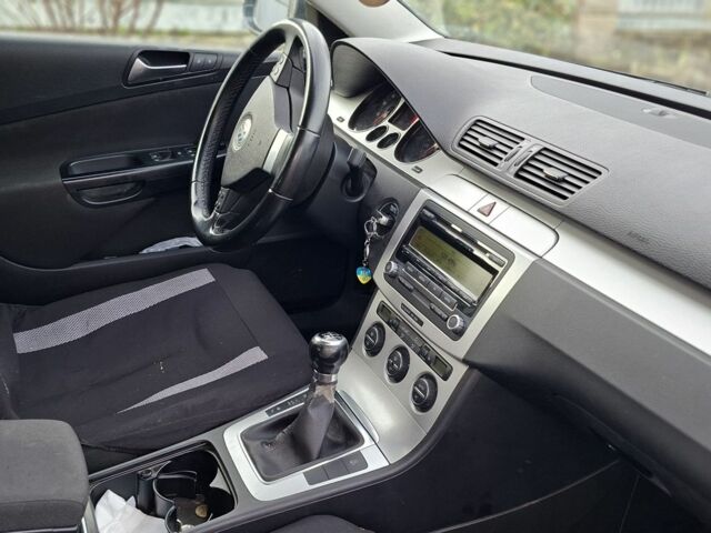 Фольксваген Пассат 2008 в Владимир-Волынский на Automoto.ua Серый Фольксваген Пассат, объемом двигателя 1.8 л и пробегом 210 тыс. км за 6700 $, фото 5 на Automoto.ua