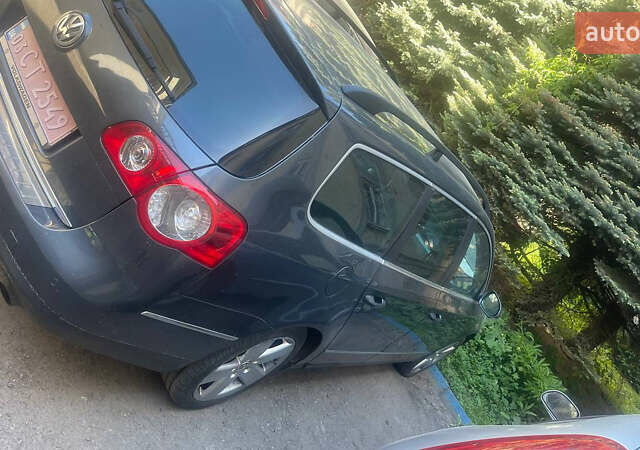 Сірий Фольксваген Пассат, об'ємом двигуна 2 л та пробігом 258 тис. км за 6000 $, фото 2 на Automoto.ua