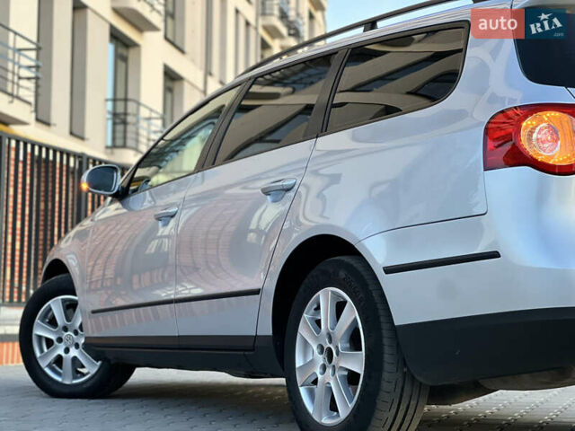 Сірий Фольксваген Пассат, об'ємом двигуна 2 л та пробігом 295 тис. км за 6999 $, фото 16 на Automoto.ua