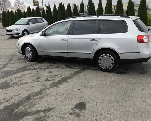 Серый Фольксваген Пассат, объемом двигателя 1.97 л и пробегом 222 тыс. км за 5400 $, фото 6 на Automoto.ua