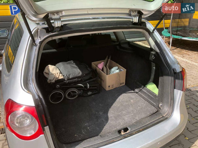 Сірий Фольксваген Пассат, об'ємом двигуна 1.97 л та пробігом 306 тис. км за 4600 $, фото 8 на Automoto.ua