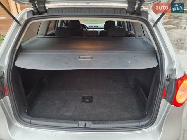 Серый Фольксваген Пассат, объемом двигателя 2 л и пробегом 291 тыс. км за 4850 $, фото 6 на Automoto.ua