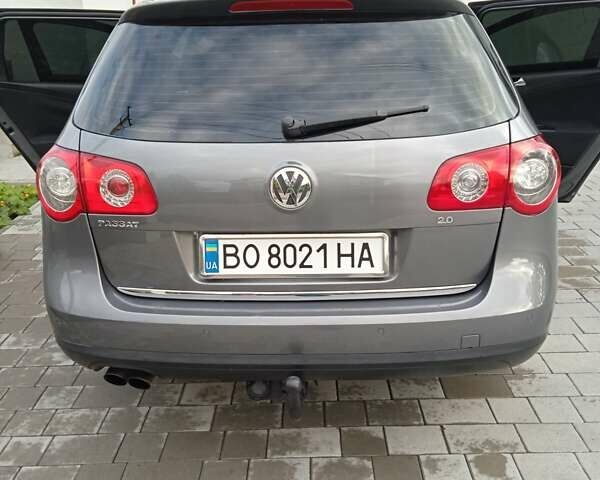 Сірий Фольксваген Пассат, об'ємом двигуна 2 л та пробігом 240 тис. км за 5500 $, фото 5 на Automoto.ua