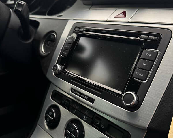 Серый Фольксваген Пассат, объемом двигателя 1.4 л и пробегом 177 тыс. км за 6450 $, фото 23 на Automoto.ua