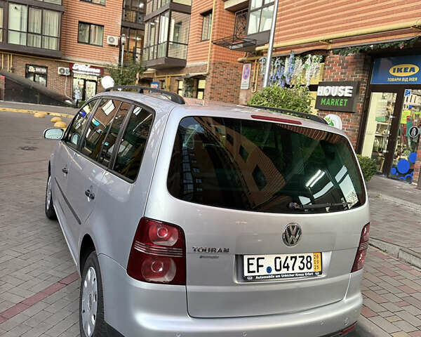 Сірий Фольксваген Пассат, об'ємом двигуна 1.8 л та пробігом 199 тис. км за 7500 $, фото 25 на Automoto.ua