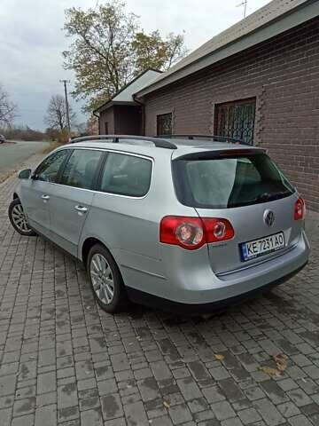 Серый Фольксваген Пассат, объемом двигателя 1.8 л и пробегом 220 тыс. км за 6300 $, фото 3 на Automoto.ua