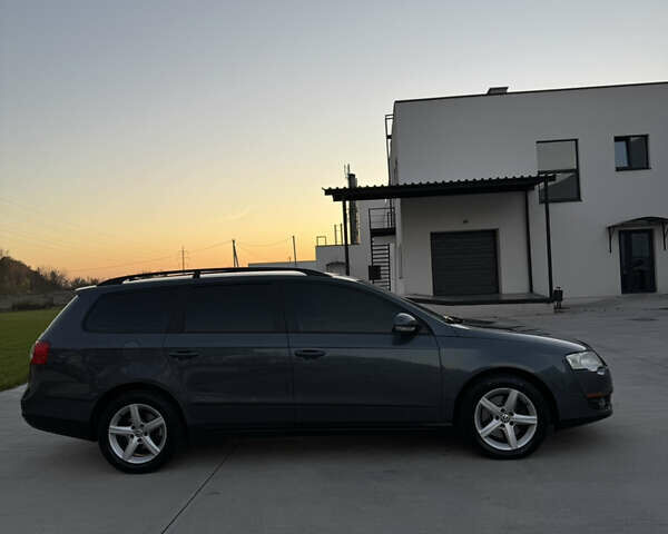 Сірий Фольксваген Пассат, об'ємом двигуна 1.97 л та пробігом 377 тис. км за 6500 $, фото 3 на Automoto.ua