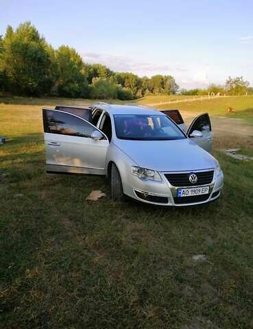 Серый Фольксваген Пассат, объемом двигателя 2 л и пробегом 263 тыс. км за 7300 $, фото 1 на Automoto.ua