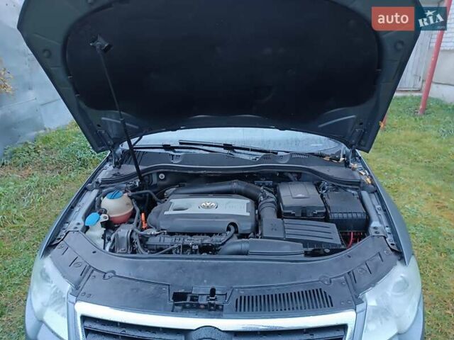 Серый Фольксваген Пассат, объемом двигателя 1.8 л и пробегом 223 тыс. км за 6700 $, фото 4 на Automoto.ua