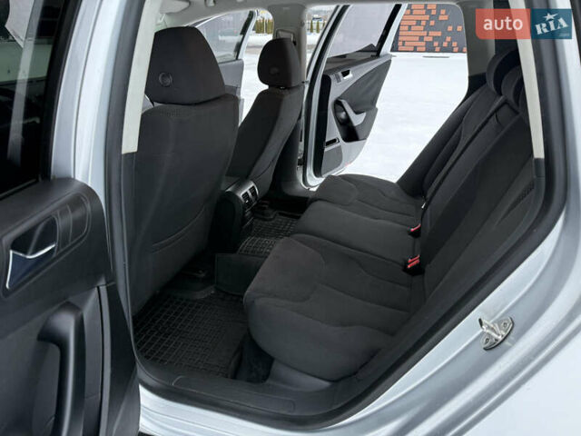 Сірий Фольксваген Пассат, об'ємом двигуна 1.4 л та пробігом 321 тис. км за 5650 $, фото 30 на Automoto.ua