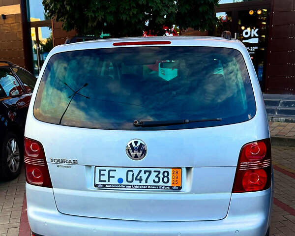 Сірий Фольксваген Пассат, об'ємом двигуна 1.8 л та пробігом 199 тис. км за 7500 $, фото 7 на Automoto.ua