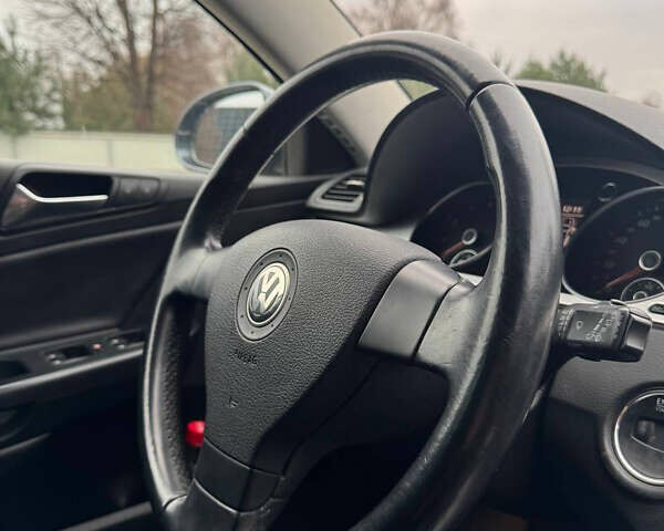 Серый Фольксваген Пассат, объемом двигателя 1.4 л и пробегом 177 тыс. км за 6450 $, фото 22 на Automoto.ua