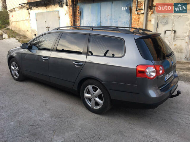 Серый Фольксваген Пассат, объемом двигателя 2 л и пробегом 284 тыс. км за 7000 $, фото 11 на Automoto.ua