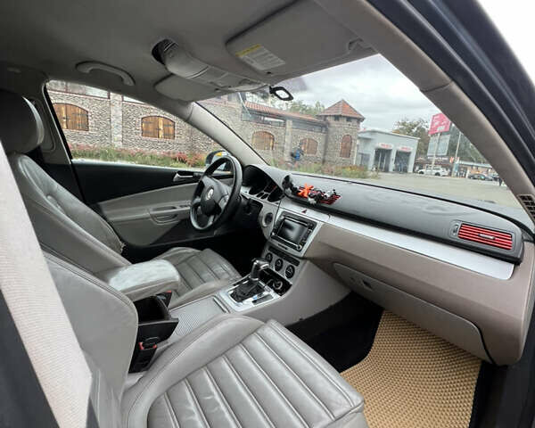 Серый Фольксваген Пассат, объемом двигателя 1.97 л и пробегом 300 тыс. км за 5000 $, фото 7 на Automoto.ua