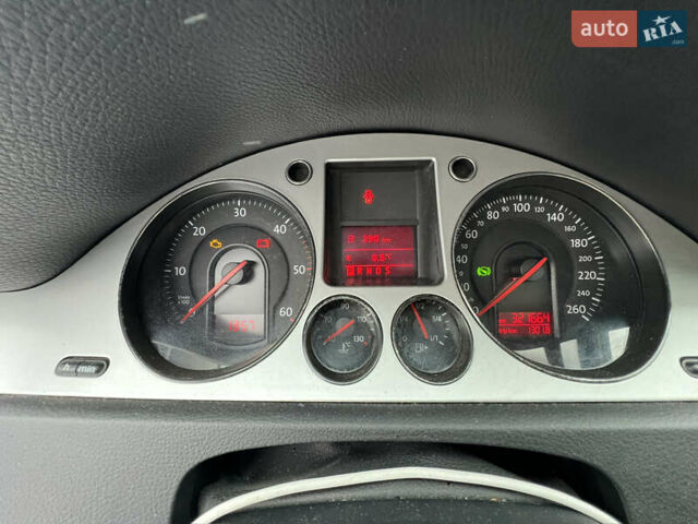 Серый Фольксваген Пассат, объемом двигателя 1.97 л и пробегом 322 тыс. км за 7100 $, фото 10 на Automoto.ua