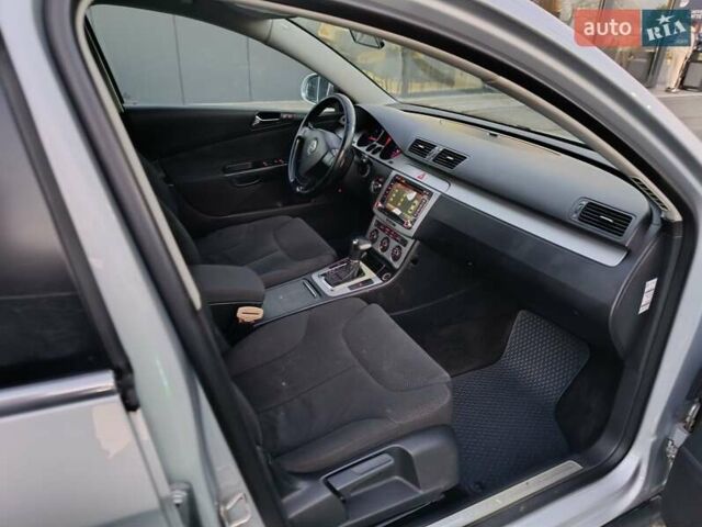 Сірий Фольксваген Пассат, об'ємом двигуна 2 л та пробігом 356 тис. км за 5400 $, фото 1 на Automoto.ua