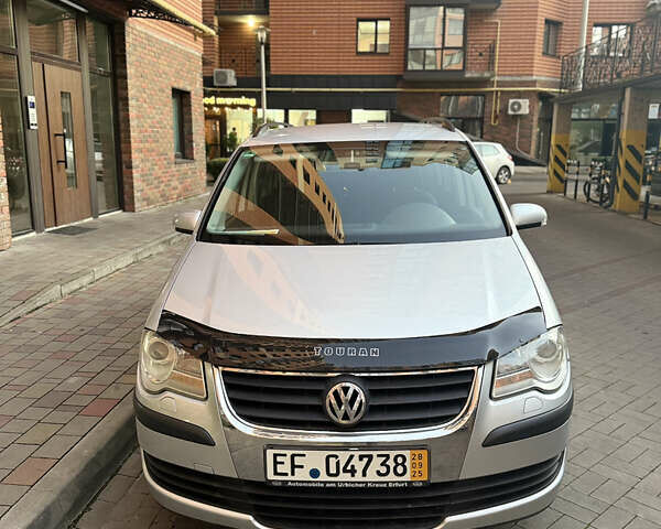 Сірий Фольксваген Пассат, об'ємом двигуна 1.8 л та пробігом 199 тис. км за 7500 $, фото 33 на Automoto.ua