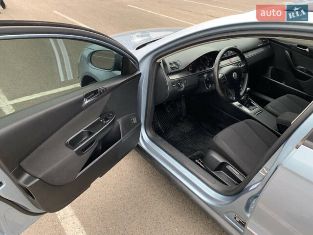 Серый Фольксваген Пассат, объемом двигателя 1.9 л и пробегом 230 тыс. км за 7500 $, фото 8 на Automoto.ua