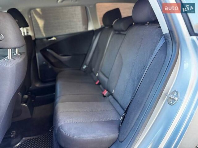 Сірий Фольксваген Пассат, об'ємом двигуна 1.4 л та пробігом 306 тис. км за 4900 $, фото 49 на Automoto.ua