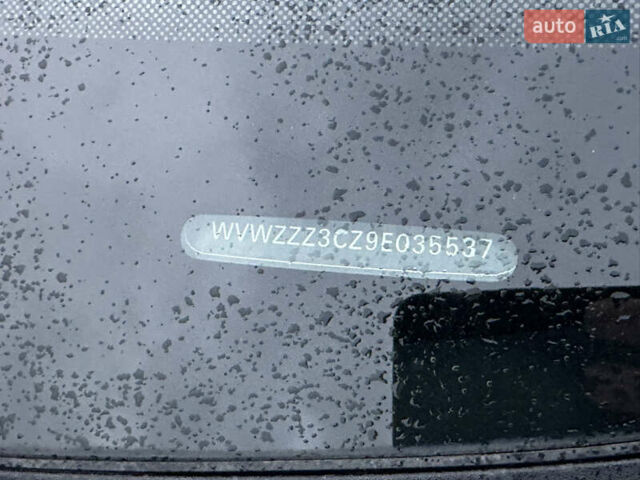 Серый Фольксваген Пассат, объемом двигателя 1.8 л и пробегом 227 тыс. км за 7450 $, фото 24 на Automoto.ua