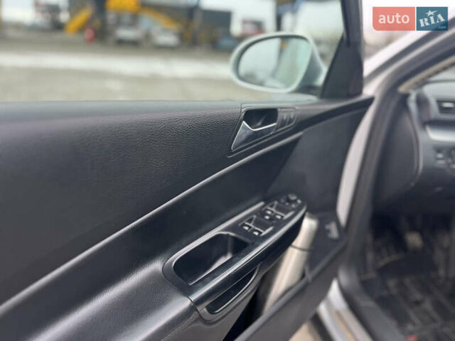 Сірий Фольксваген Пассат, об'ємом двигуна 1.8 л та пробігом 300 тис. км за 5500 $, фото 5 на Automoto.ua