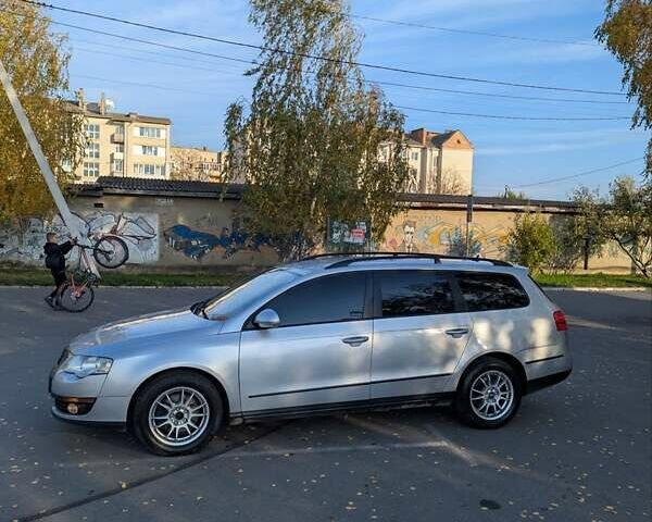 Фольксваген Пассат 2008 в Здолбунове на Automoto.ua Серый Фольксваген Пассат, объемом двигателя 2 л и пробегом 400 тыс. км за 5899 $, фото 5 на Automoto.ua