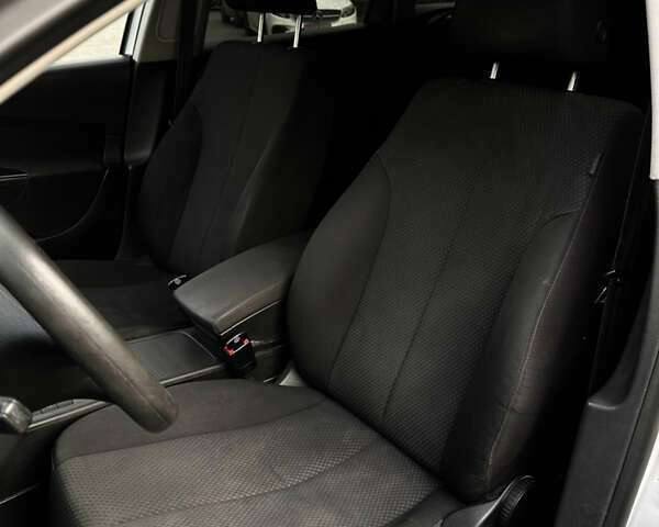 Серый Фольксваген Пассат, объемом двигателя 1.97 л и пробегом 349 тыс. км за 4850 $, фото 36 на Automoto.ua