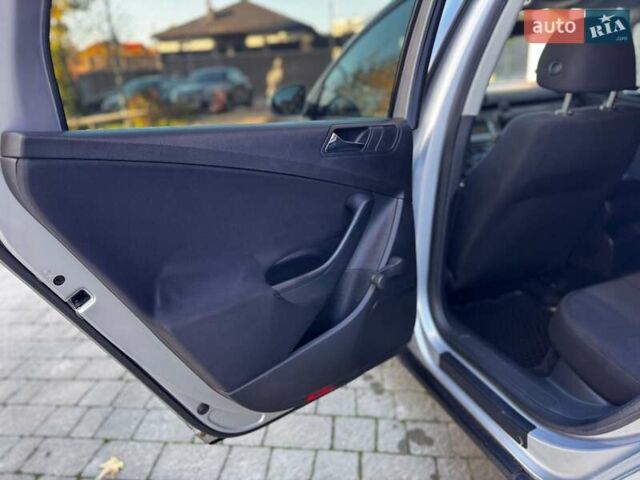 Сірий Фольксваген Пассат, об'ємом двигуна 1.4 л та пробігом 306 тис. км за 4900 $, фото 52 на Automoto.ua