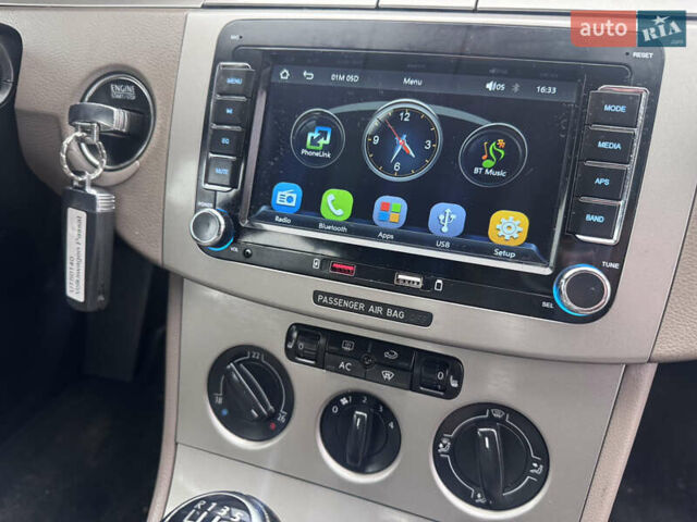 Серый Фольксваген Пассат, объемом двигателя 1.6 л и пробегом 243 тыс. км за 6450 $, фото 39 на Automoto.ua