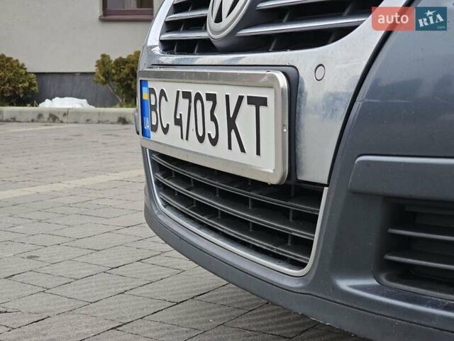 Серый Фольксваген Пассат, объемом двигателя 2 л и пробегом 302 тыс. км за 4650 $, фото 19 на Automoto.ua