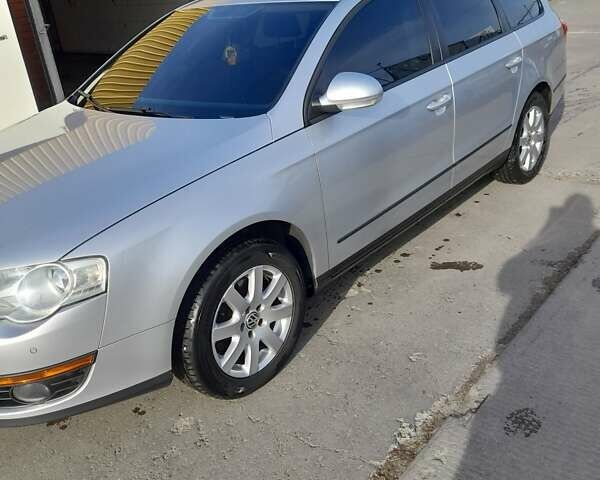 Серый Фольксваген Пассат, объемом двигателя 2 л и пробегом 311 тыс. км за 6999 $, фото 20 на Automoto.ua