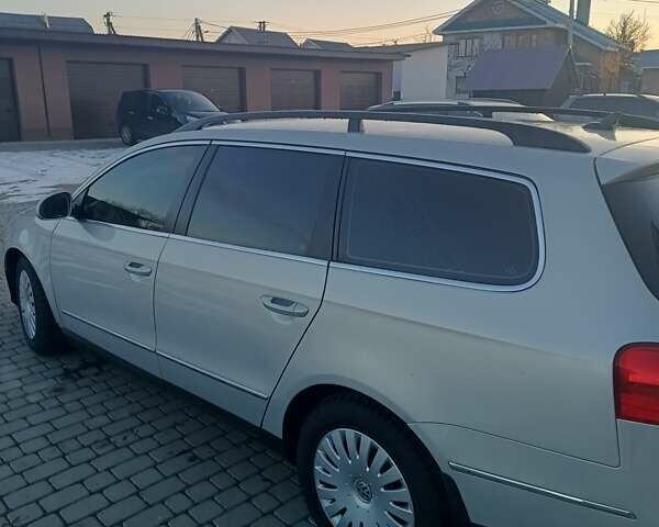 Серый Фольксваген Пассат, объемом двигателя 1.8 л и пробегом 215 тыс. км за 6600 $, фото 42 на Automoto.ua