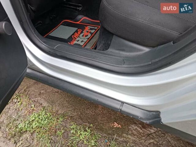 Сірий Фольксваген Пассат, об'ємом двигуна 1.9 л та пробігом 273 тис. км за 6666 $, фото 5 на Automoto.ua