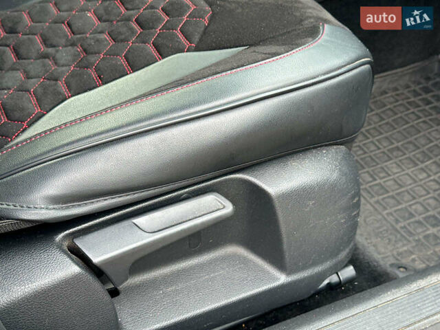 Серый Фольксваген Пассат, объемом двигателя 1.8 л и пробегом 292 тыс. км за 8740 $, фото 23 на Automoto.ua