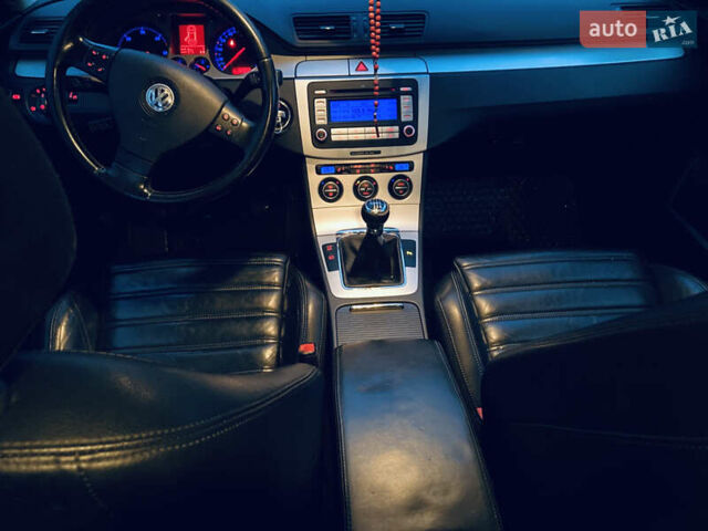 Сірий Фольксваген Пассат, об'ємом двигуна 2 л та пробігом 289 тис. км за 7142 $, фото 3 на Automoto.ua